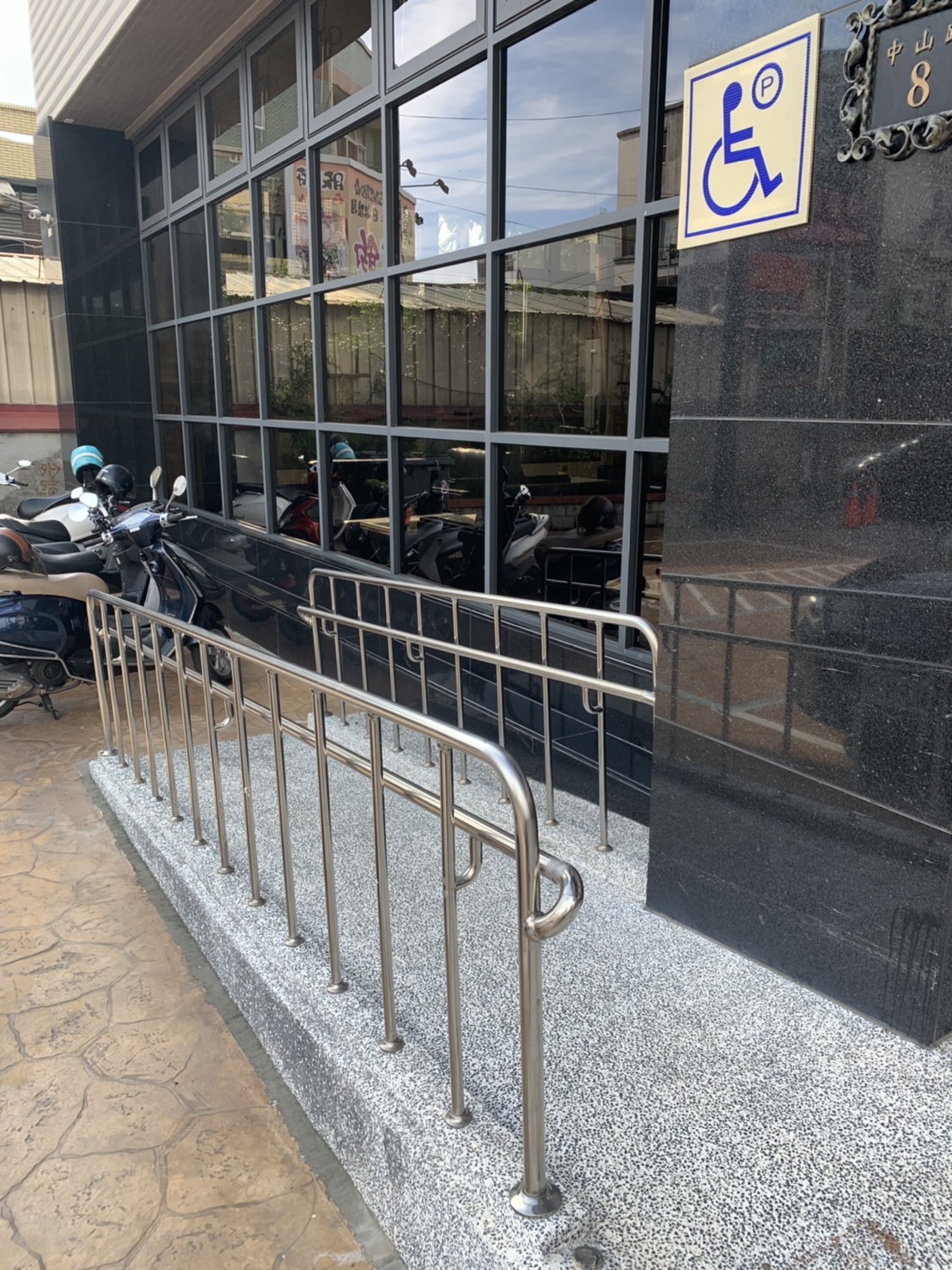 無障礙設施及友善環境-5