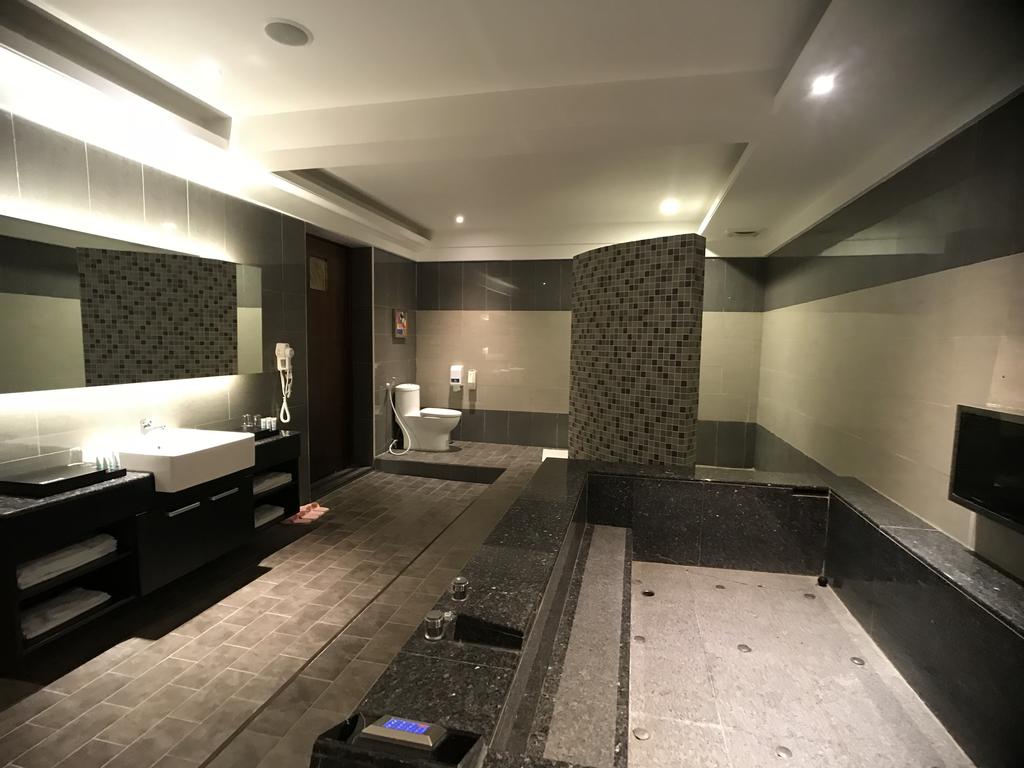 莫尼旅店-3