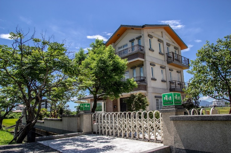 堤緣渡假休閒民宿-1