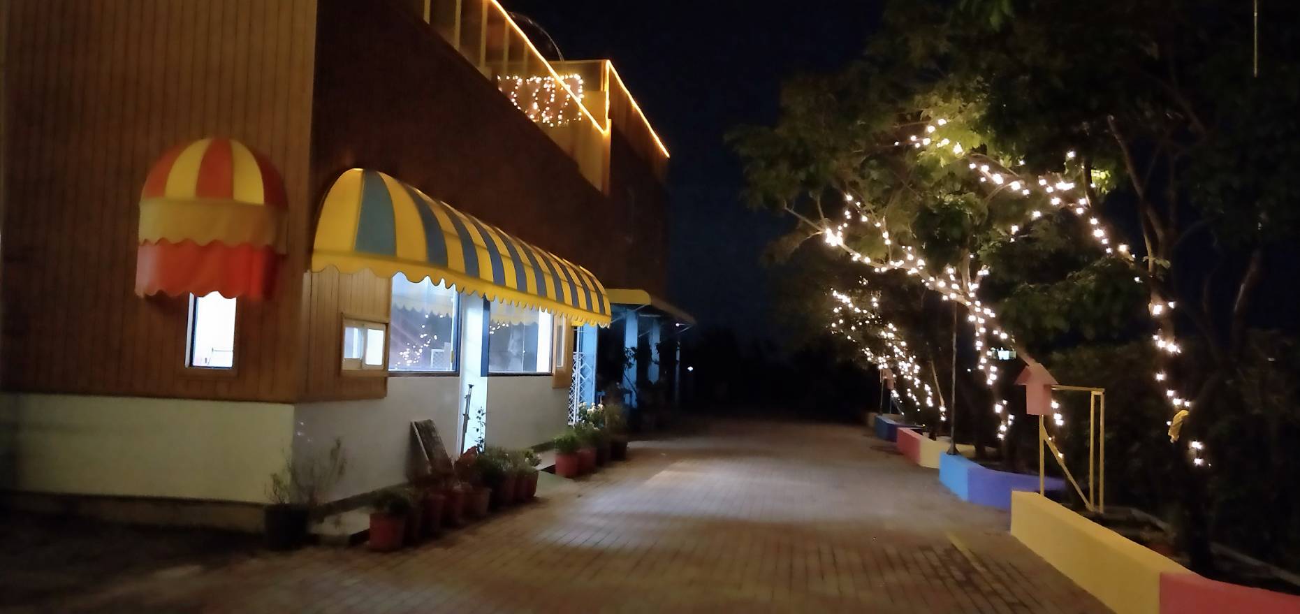 Xinyuanbao Shangshi Homestay1