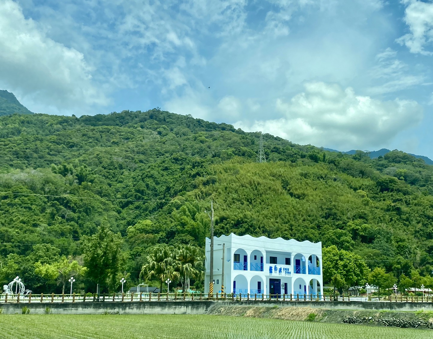 藍白式度假民宿-13