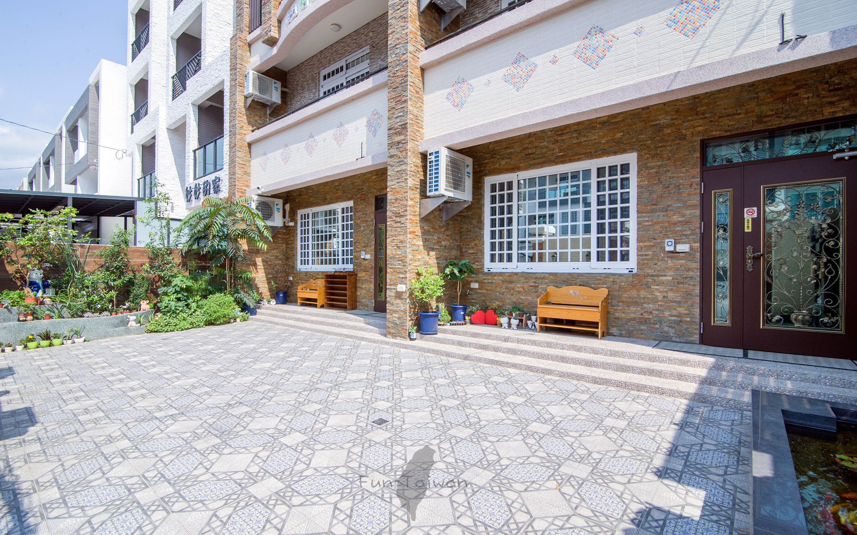 荷比8號電梯民宿-9