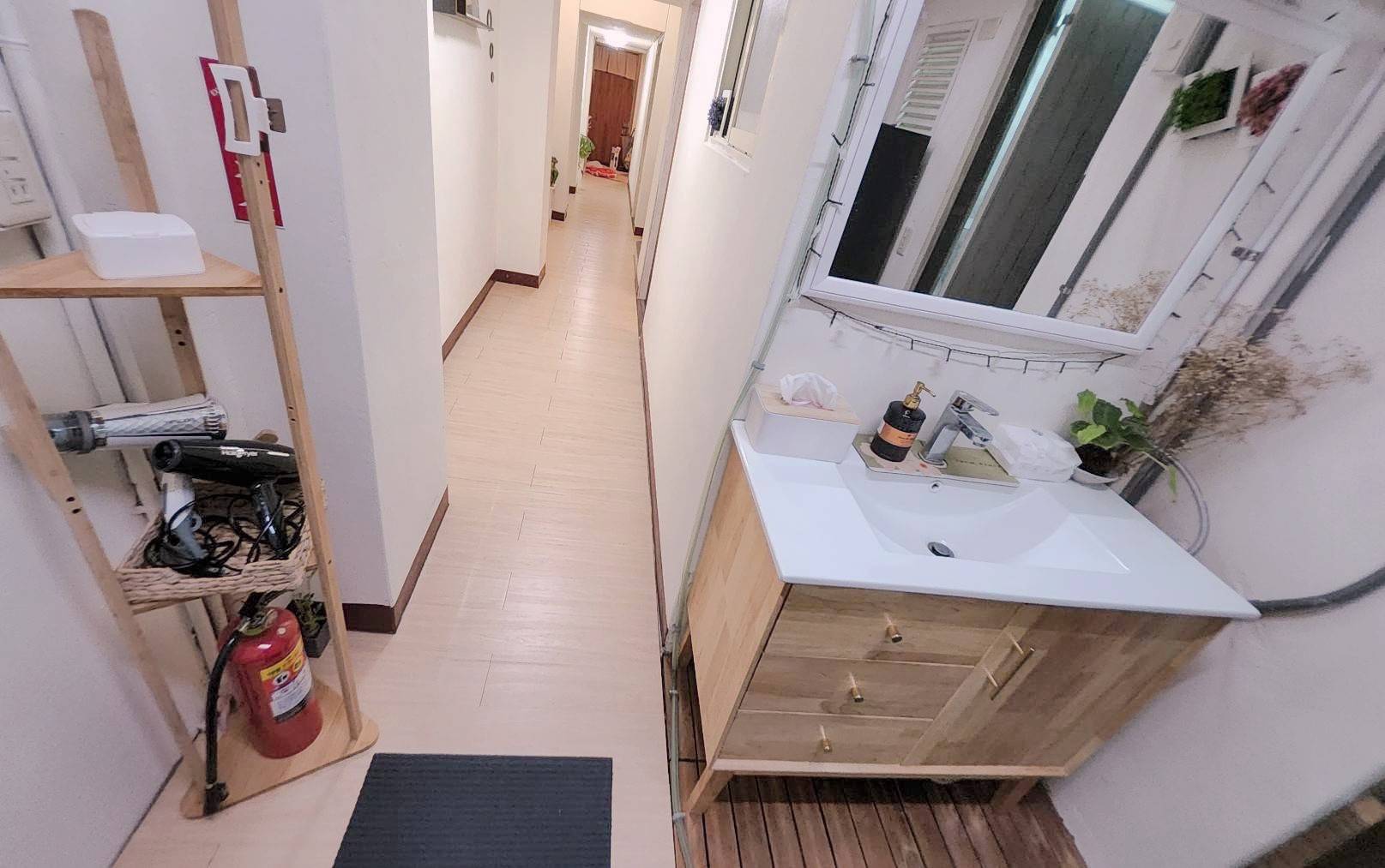 Fugui B&B-12