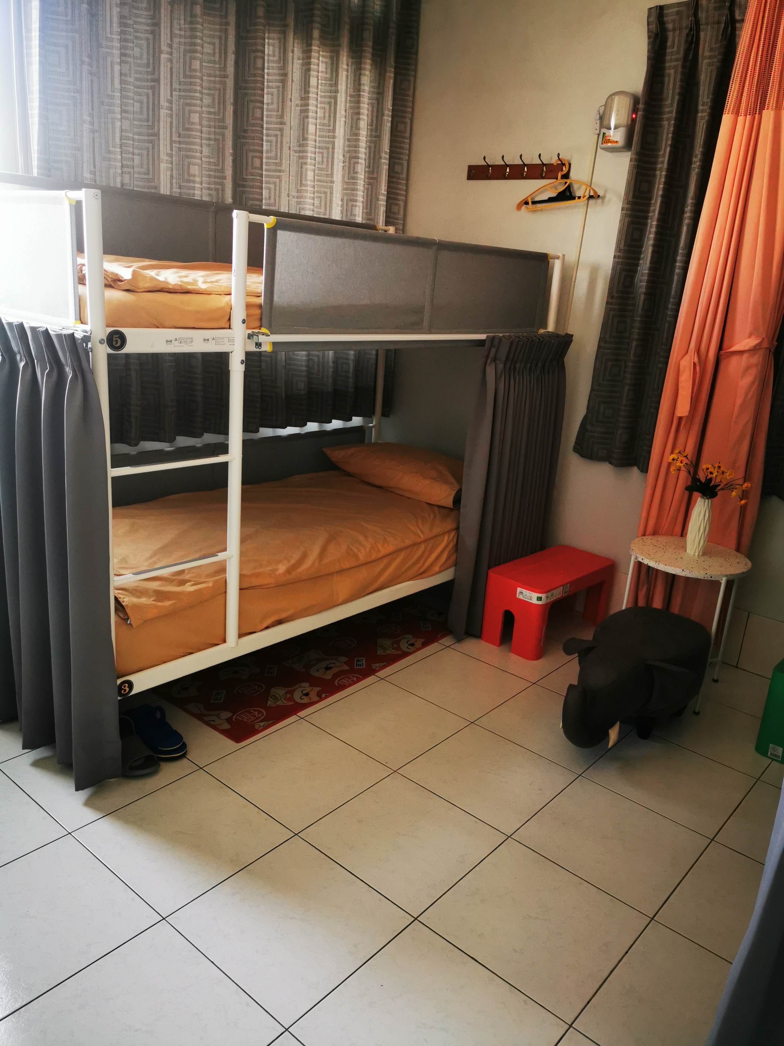 轉運站背包客民宿-7