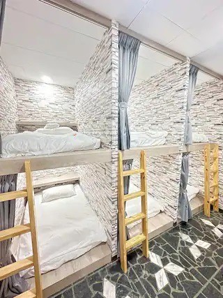 經濟艙民宿-1