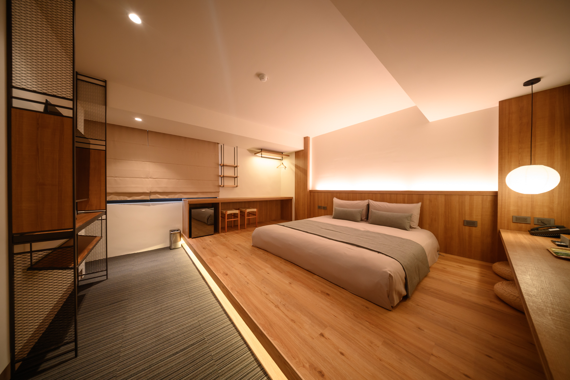  Hotel East Group28