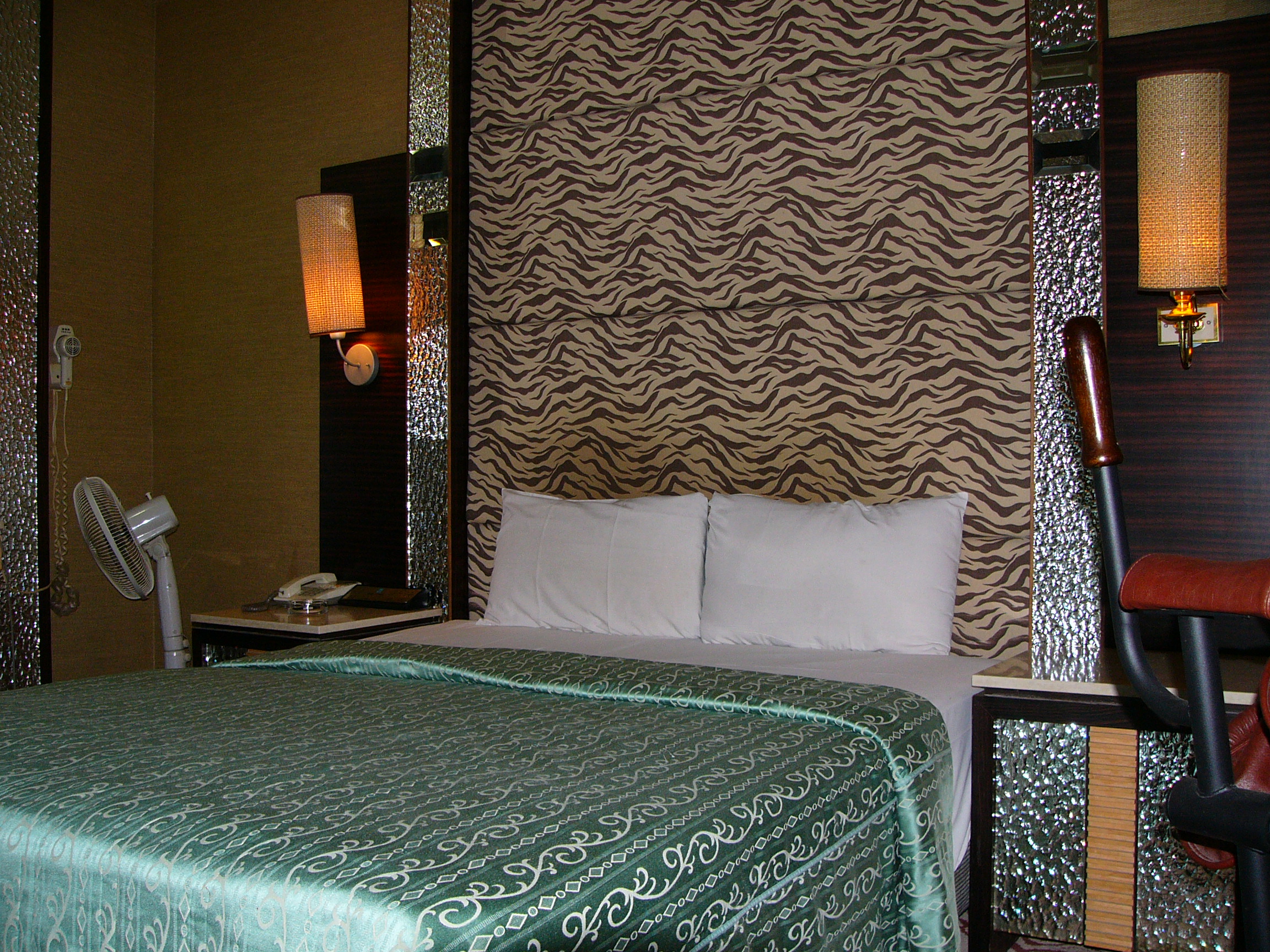 金閣汽車旅館-2