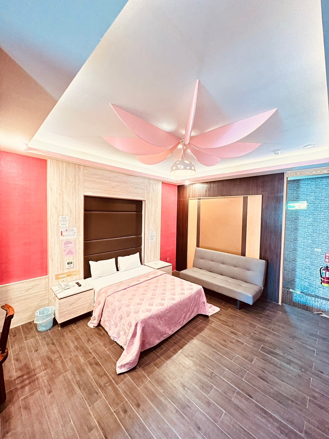 富晴汽車旅館32