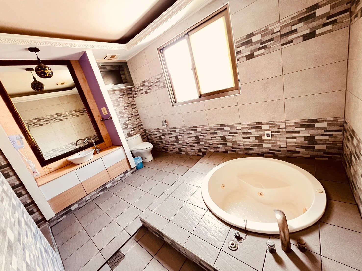 富晴汽車旅館30