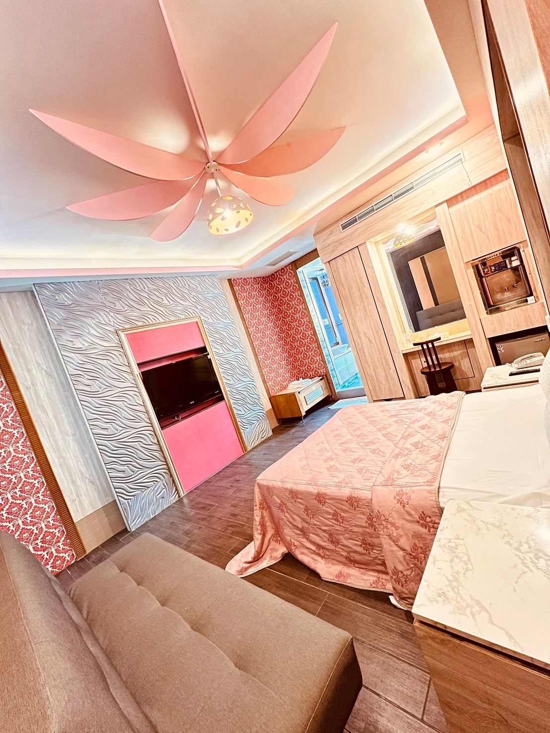 富晴汽車旅館15