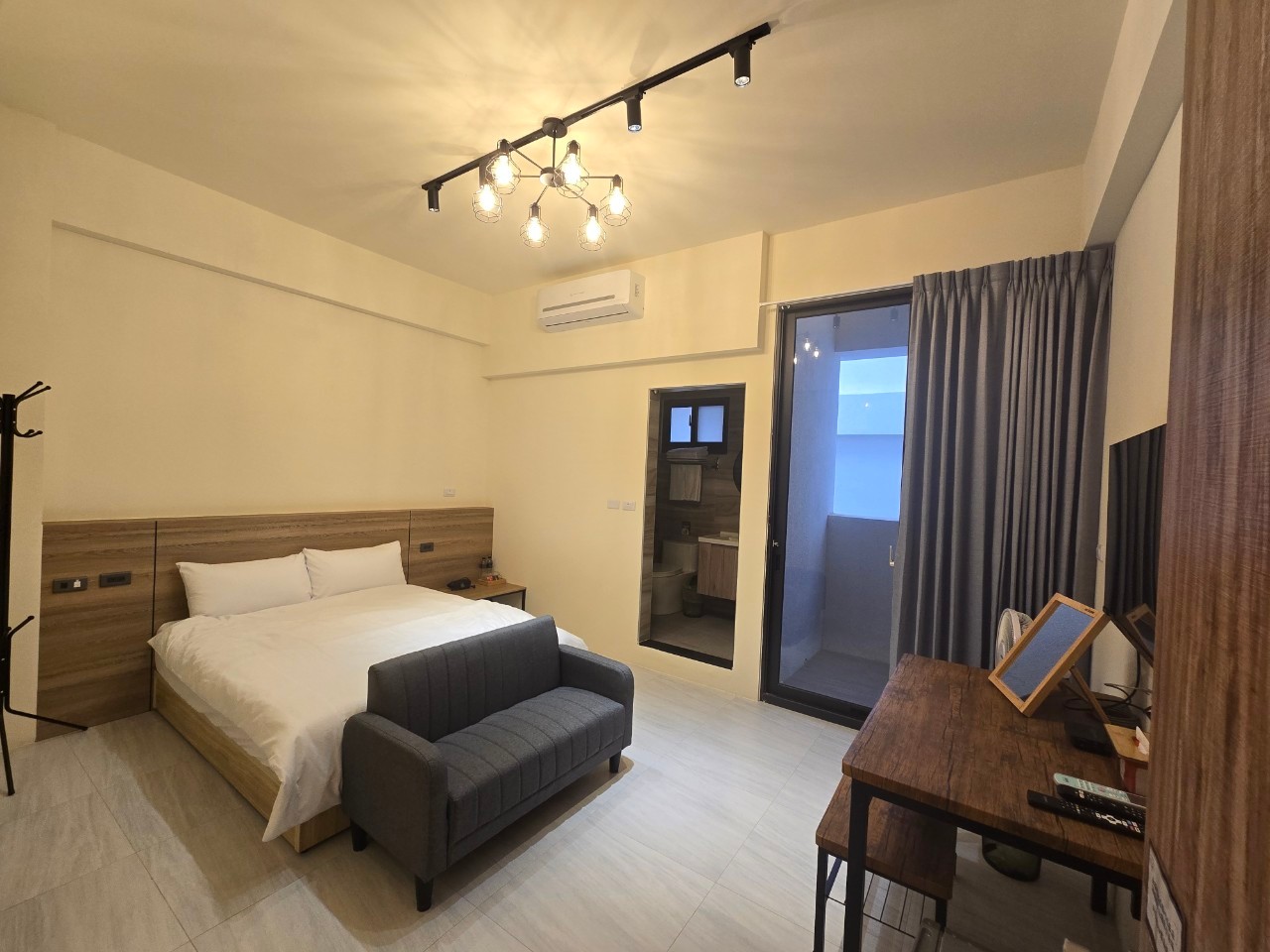 眠極文旅民宿-2