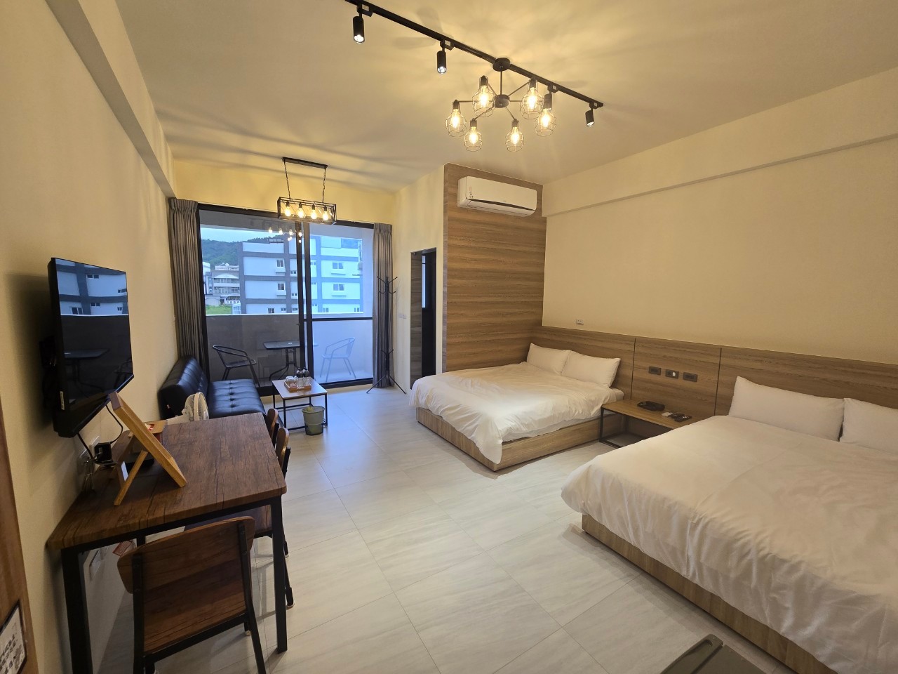 眠極文旅民宿-5