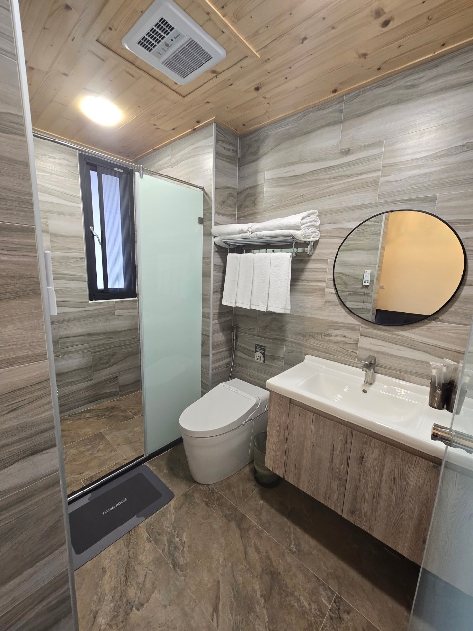 眠極文旅民宿-3