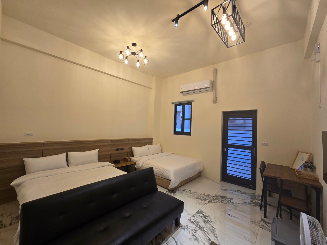 眠極文旅民宿2館9