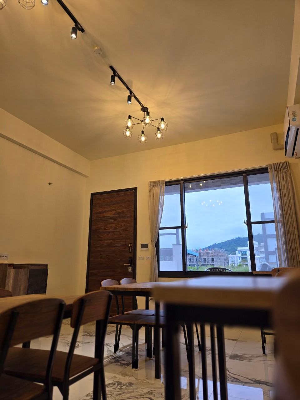 眠極文旅民宿2館10