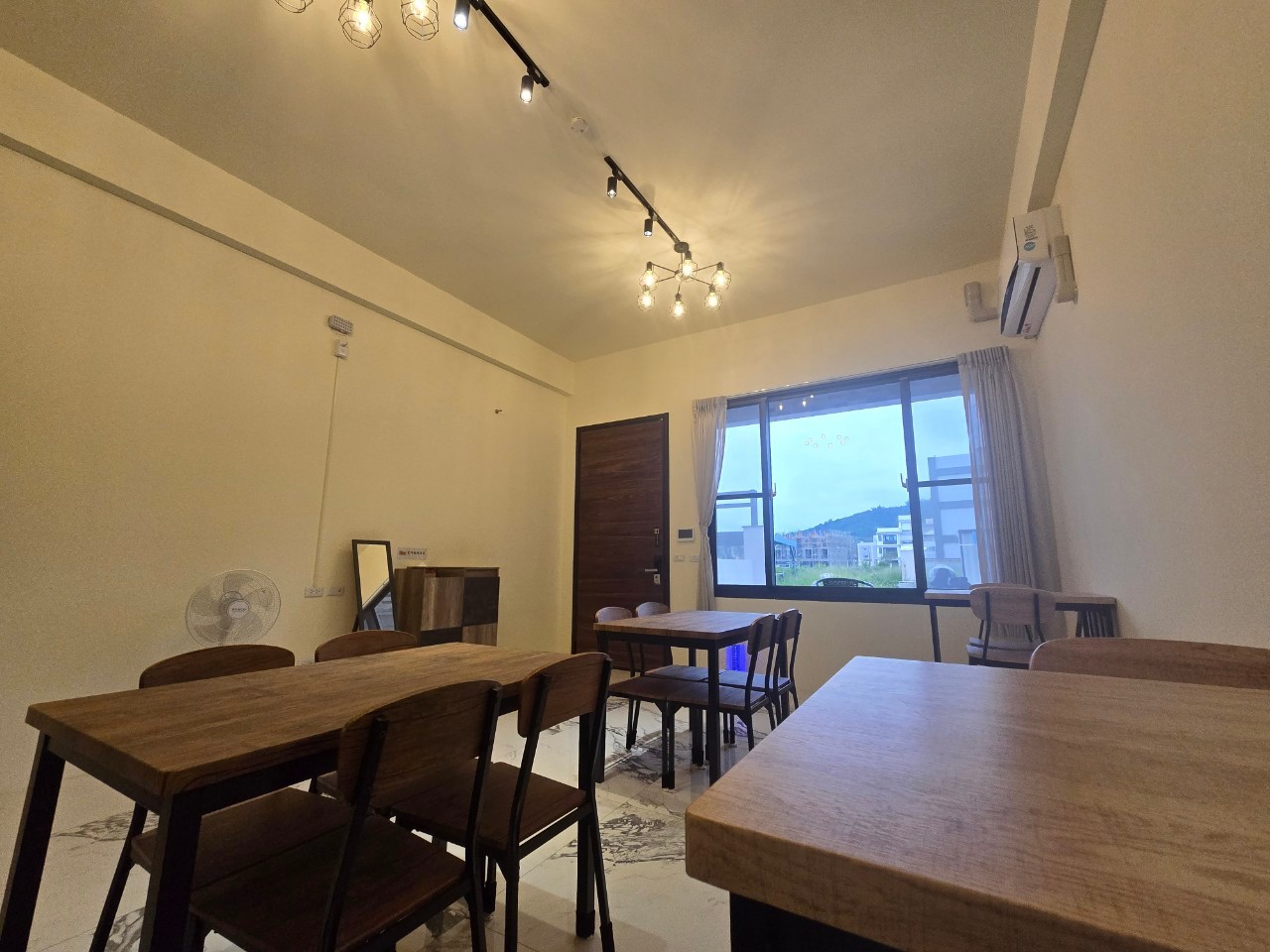 眠極文旅民宿-8