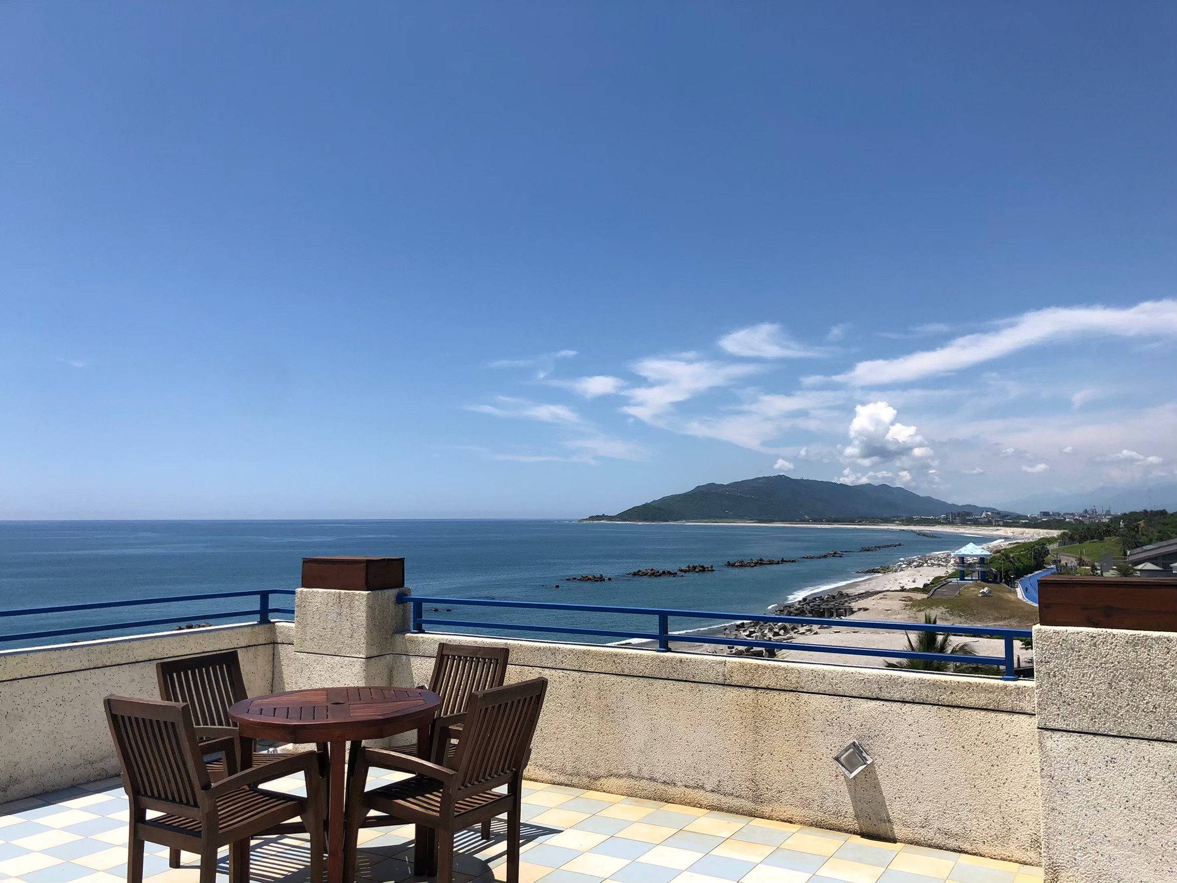 被浪打到民宿-4