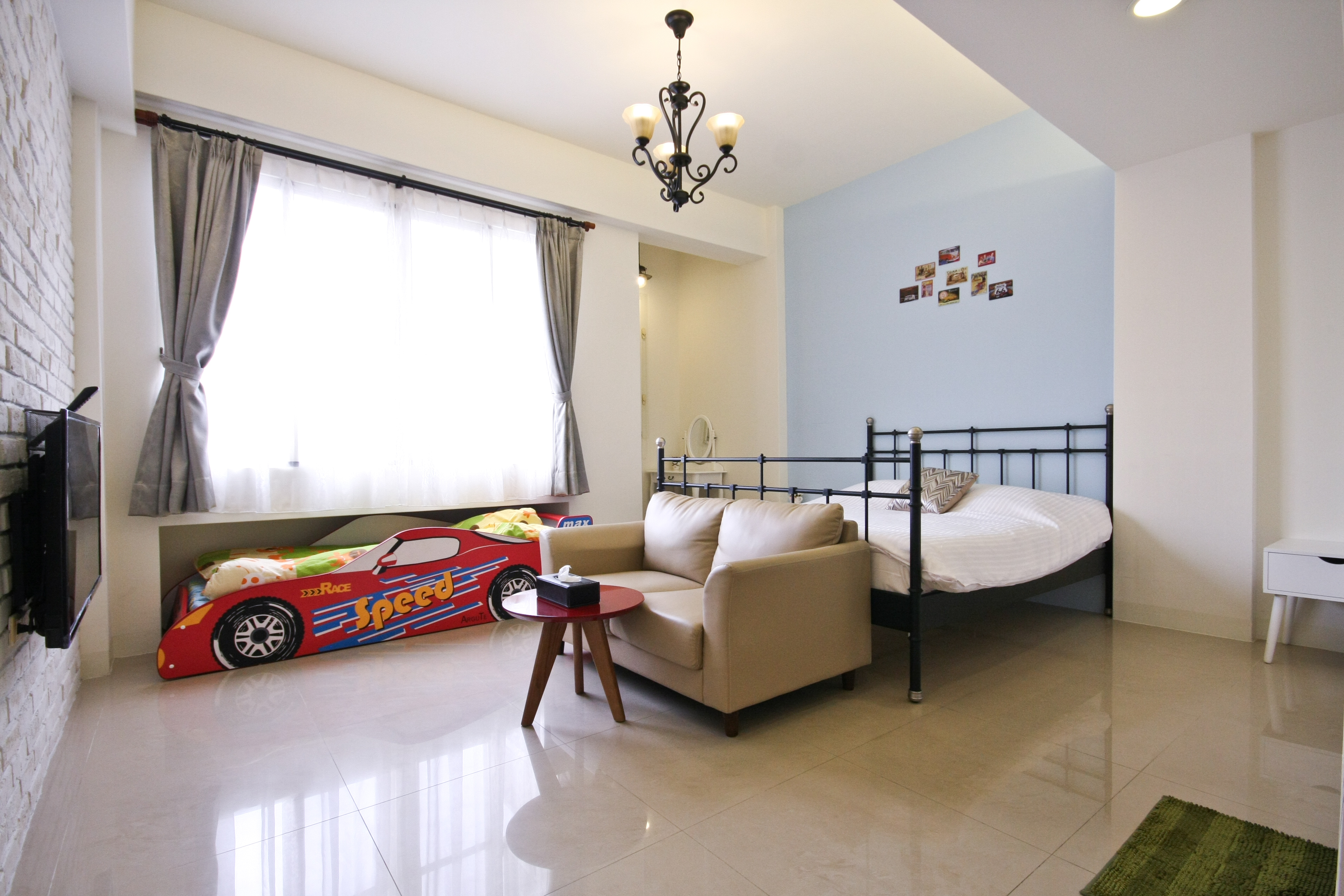 Q house B&B-1