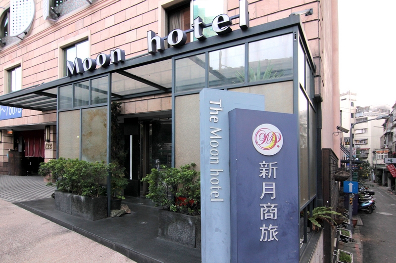 新月商旅-1