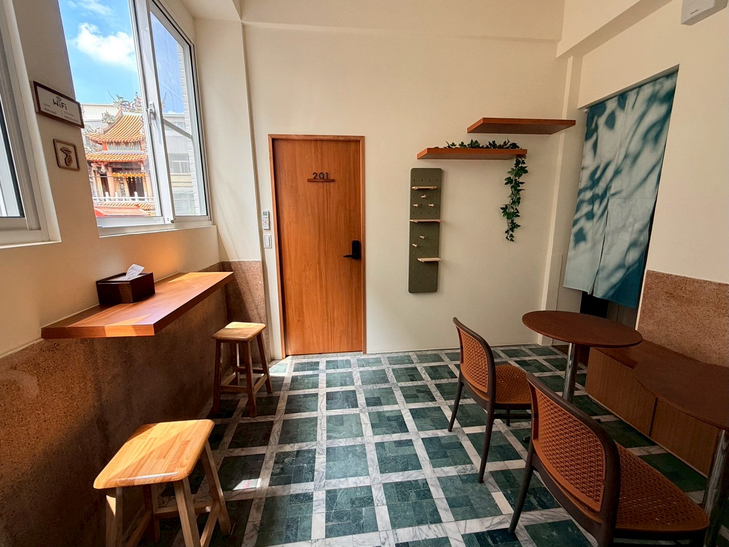 KM hostel-5