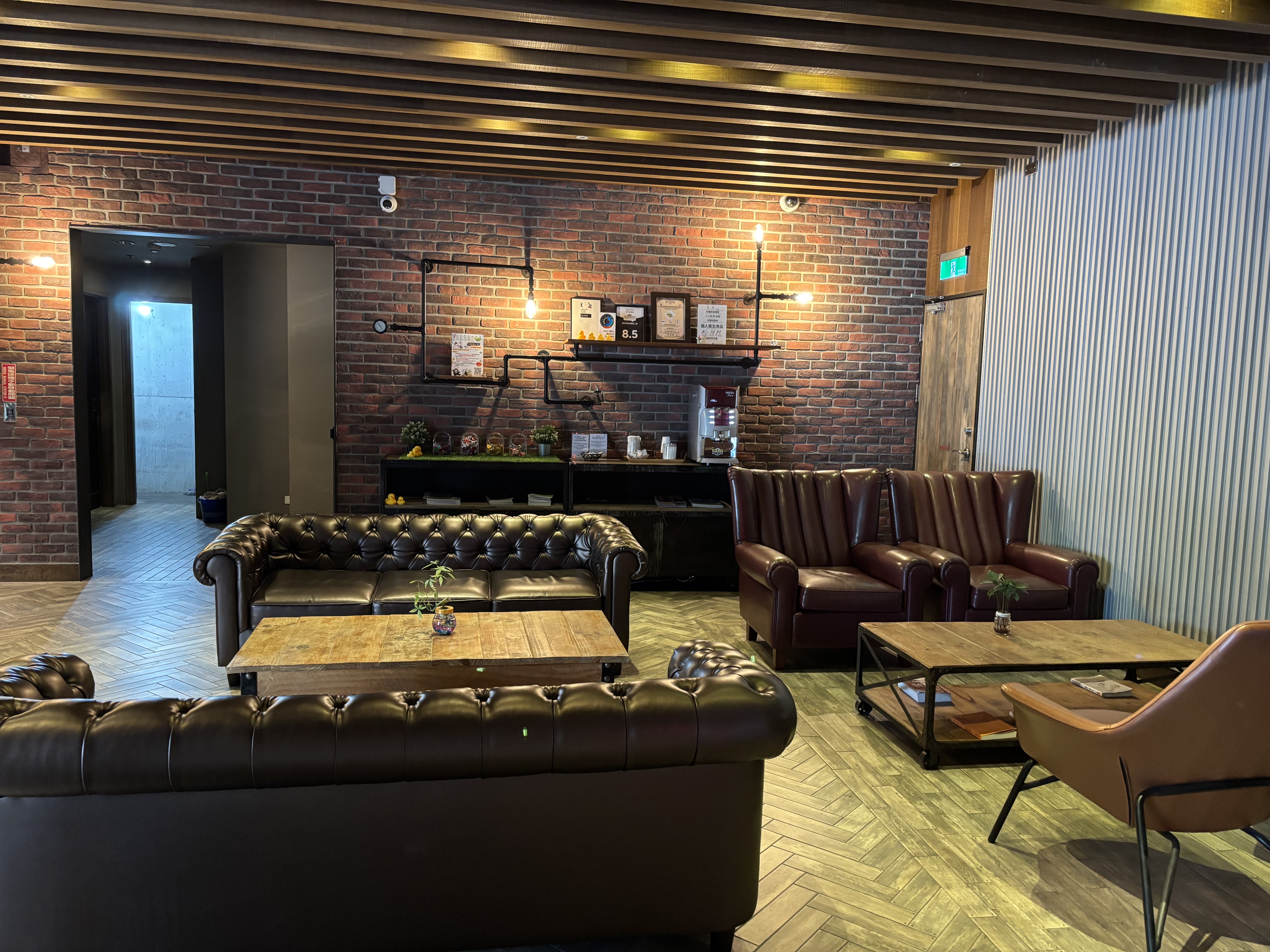 城市商旅駁二館-2