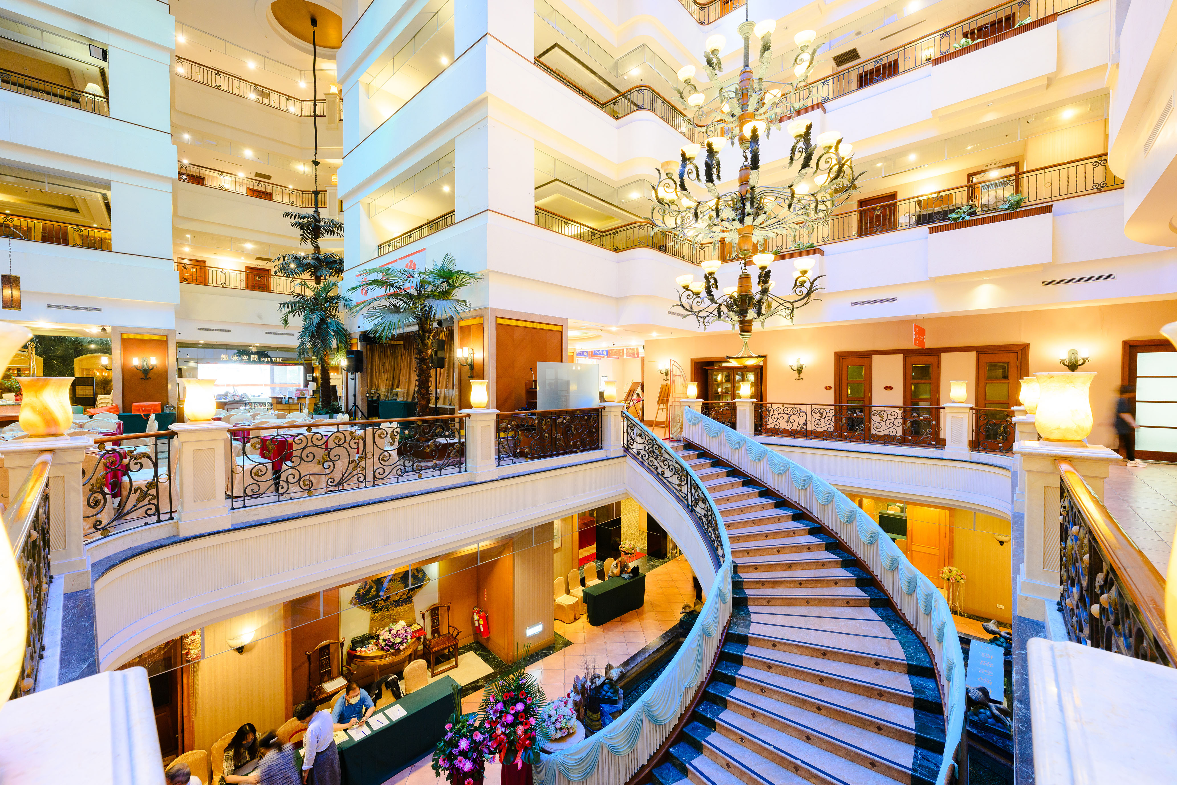 WeiYat Grand Hotel-5