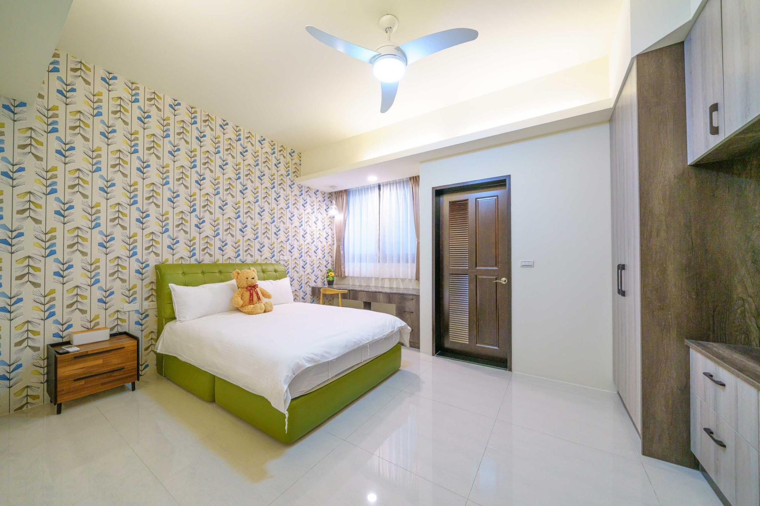 Ginger Jiang Jiang B&B6