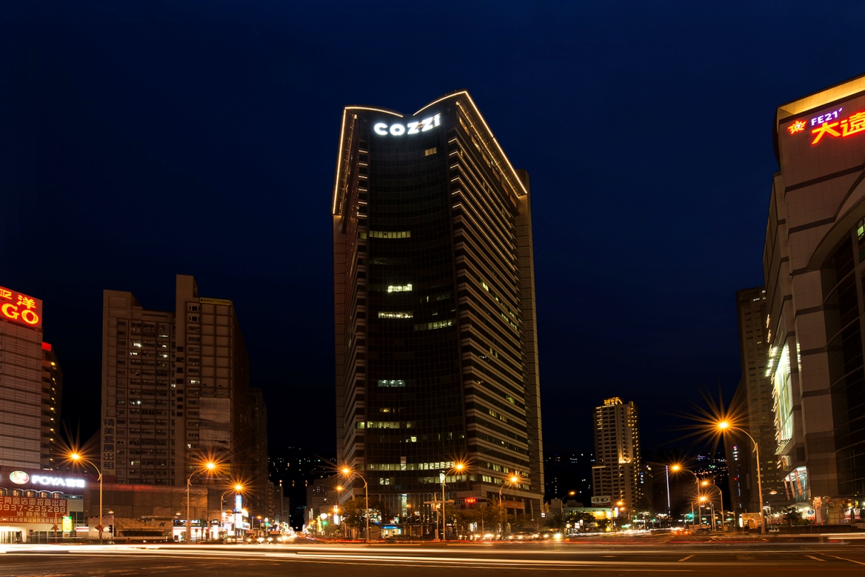 飯店外觀夜景