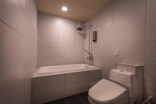 Hotel-J日月光桃園館雙人房浴室