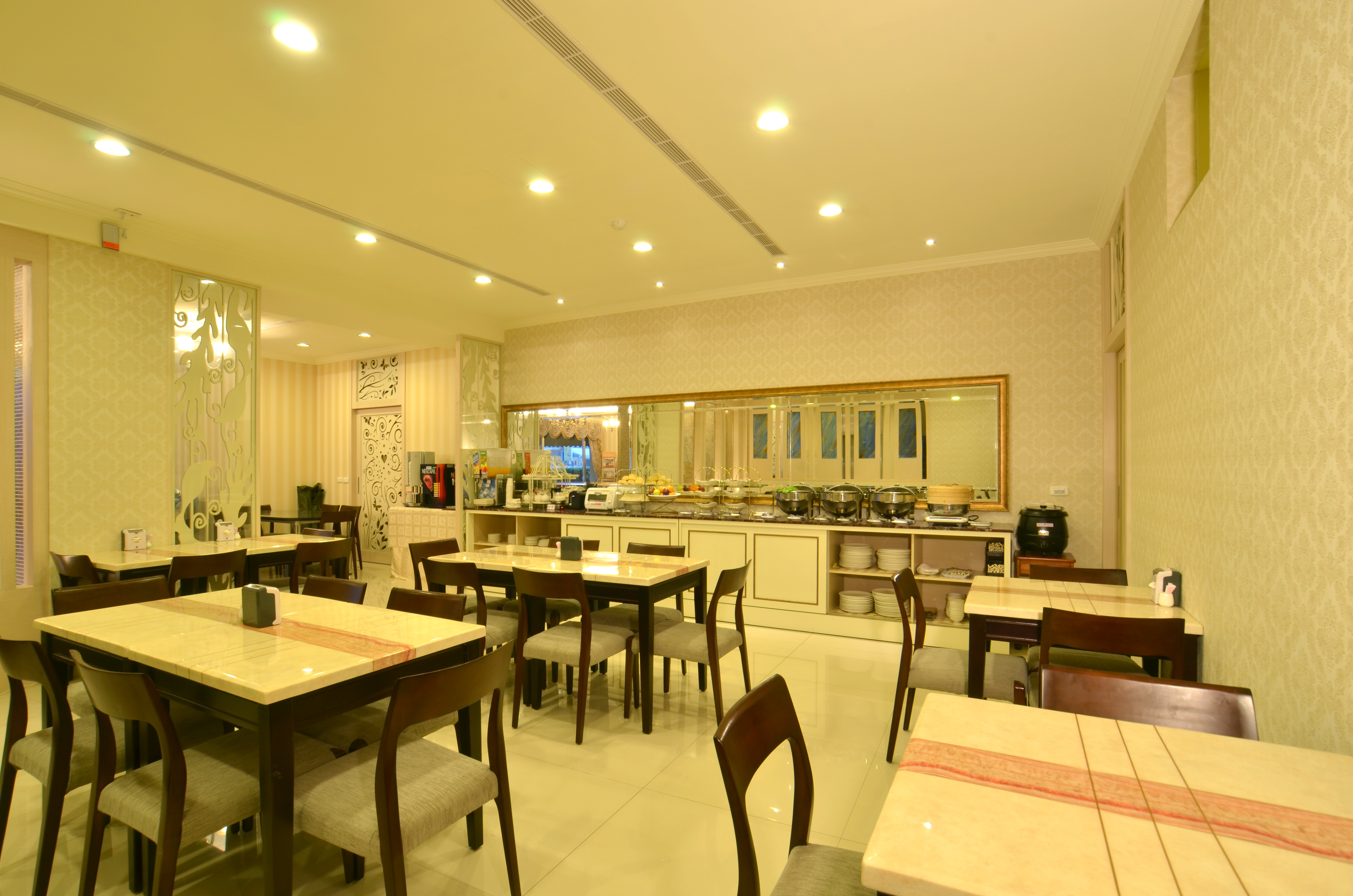 春天藝術飯店-2