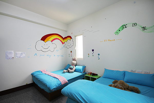 點亮房 pics５－７　四人房
The Happiness Room　－　Double-double Room